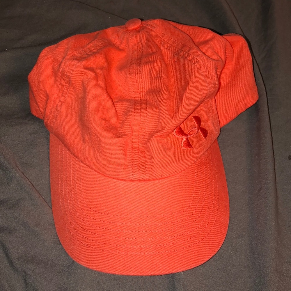 women’s hat, under armor